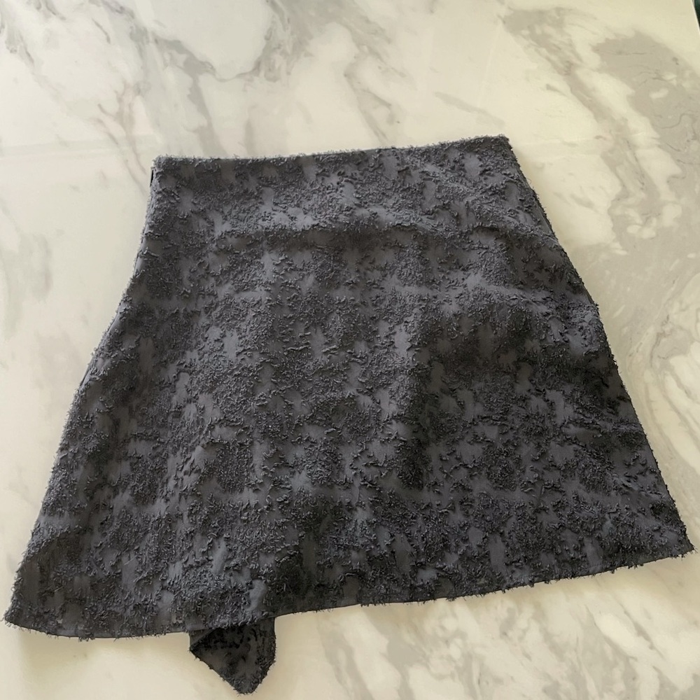 Mango Textured Mini Skirt - Picture 4 of 9